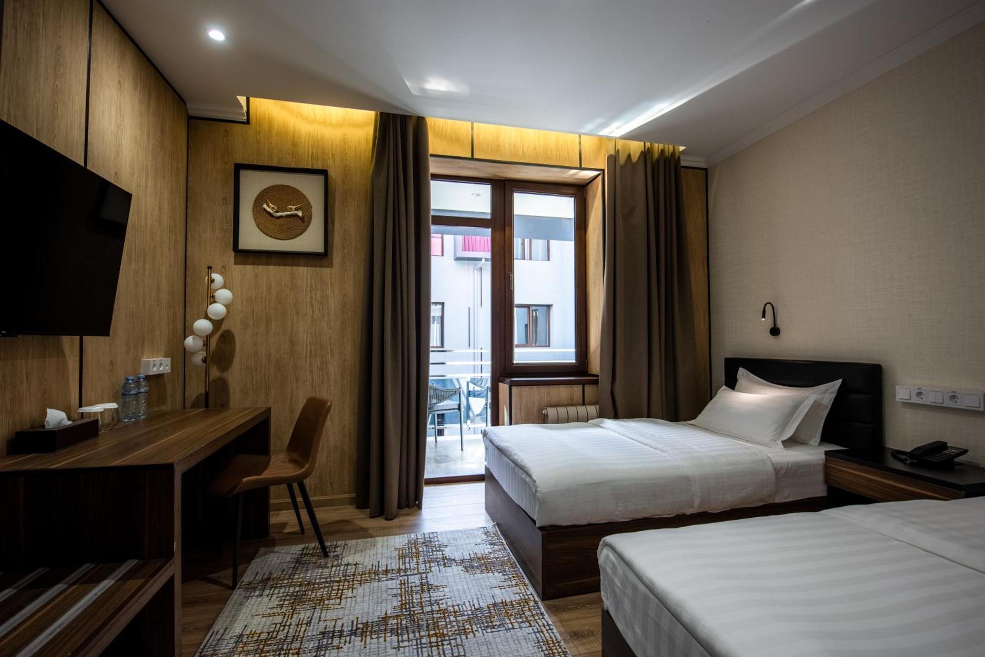 Silk Road Premium Hotel Tashkent Esterno foto
