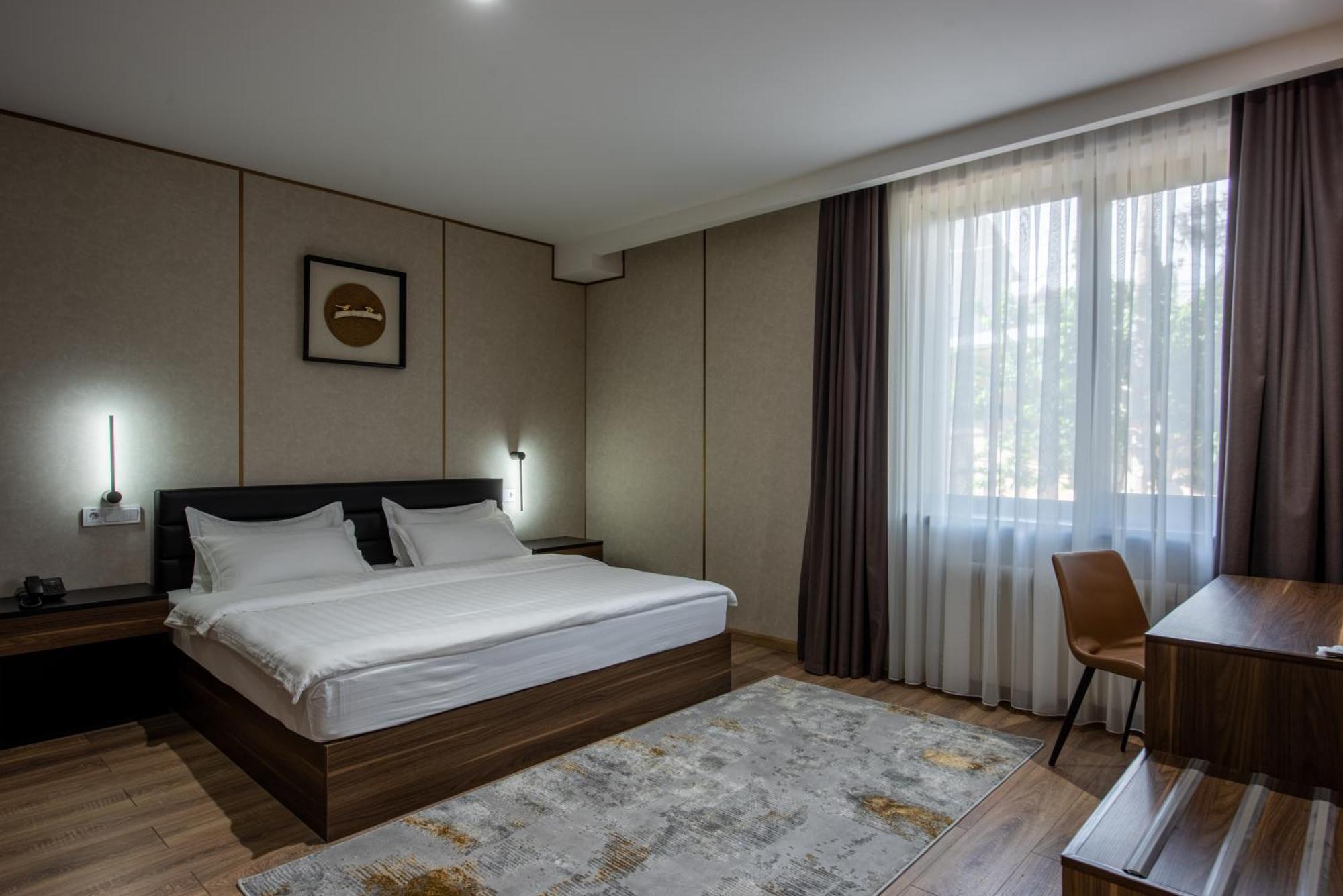 Silk Road Premium Hotel Tashkent Esterno foto