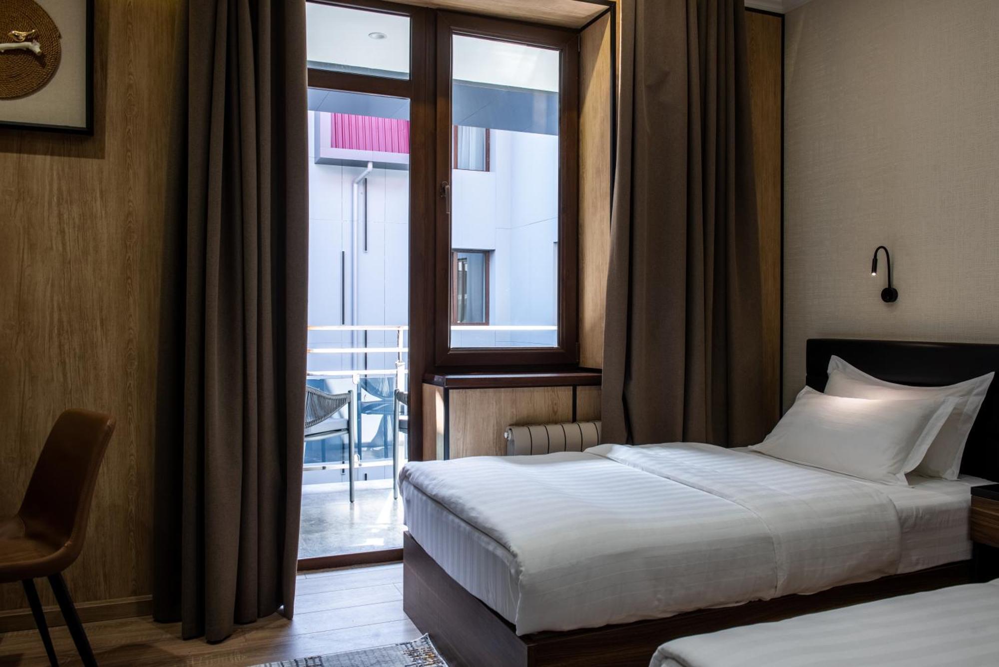 Silk Road Premium Hotel Tashkent Esterno foto