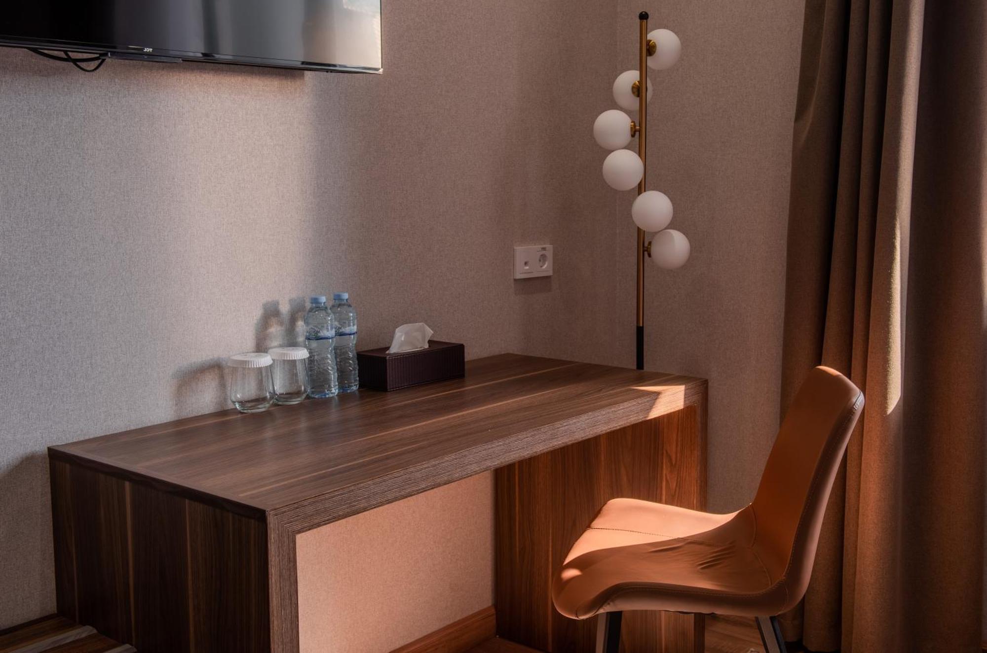 Silk Road Premium Hotel Tashkent Esterno foto
