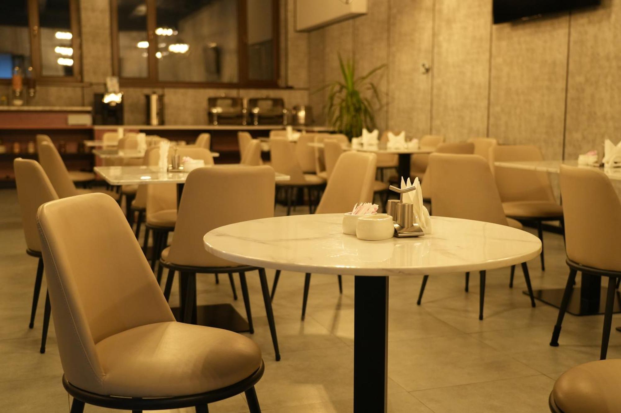 Silk Road Premium Hotel Tashkent Esterno foto